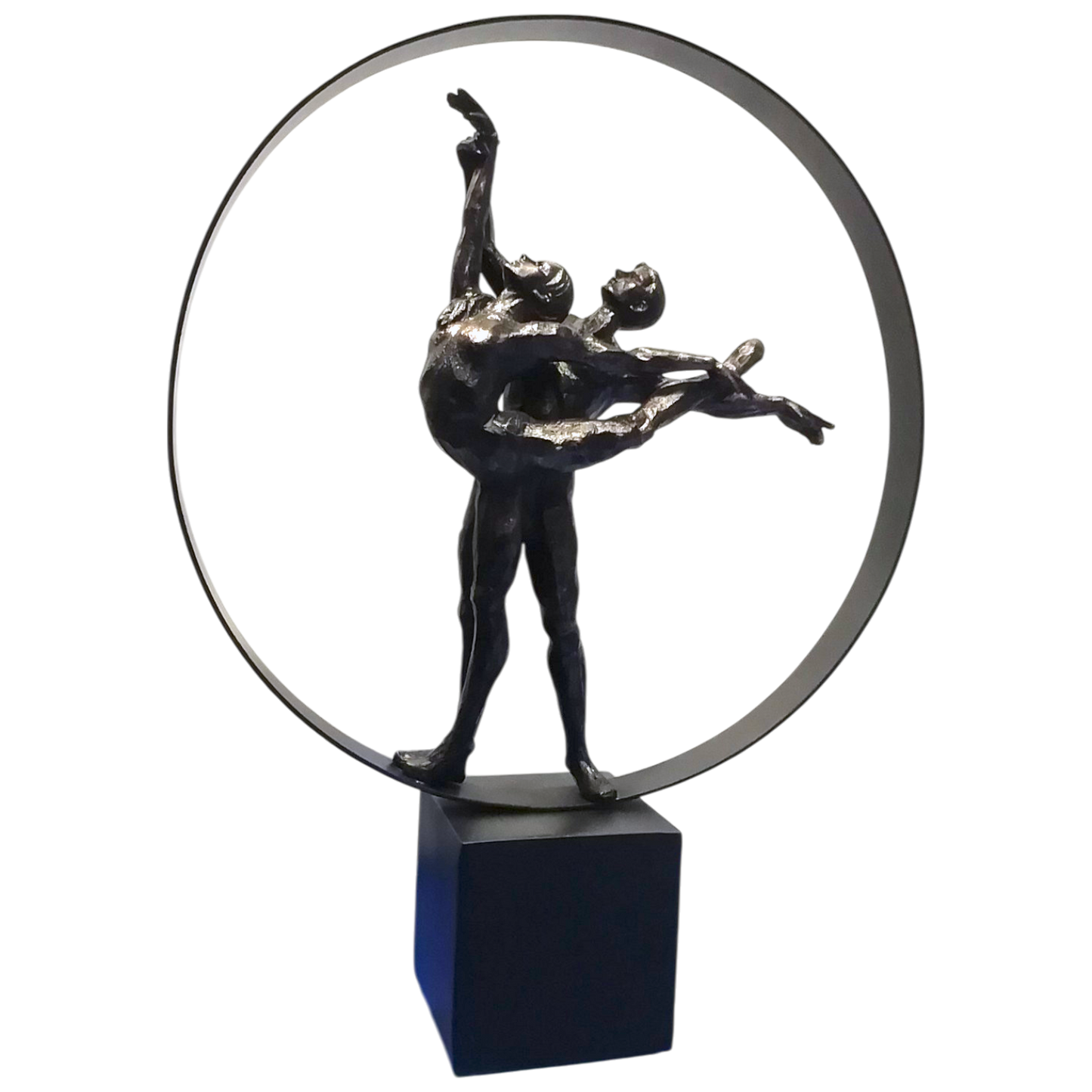 Danzatori nel Cerchio statua in metallo e resina con base. vista laterale