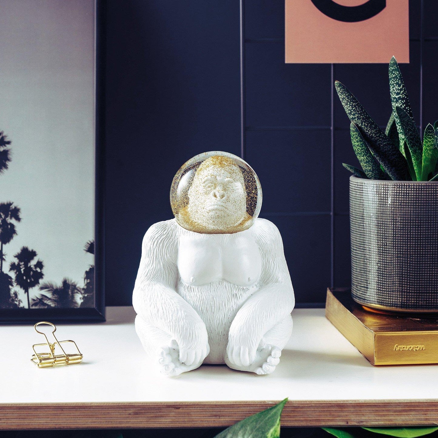 Summerglobe - The Gorilla